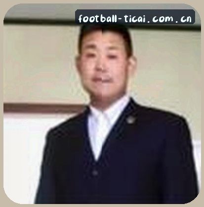 何莉